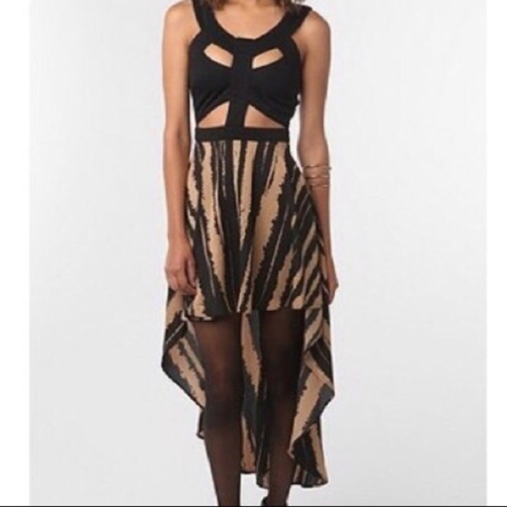 Black and beige high-low dress